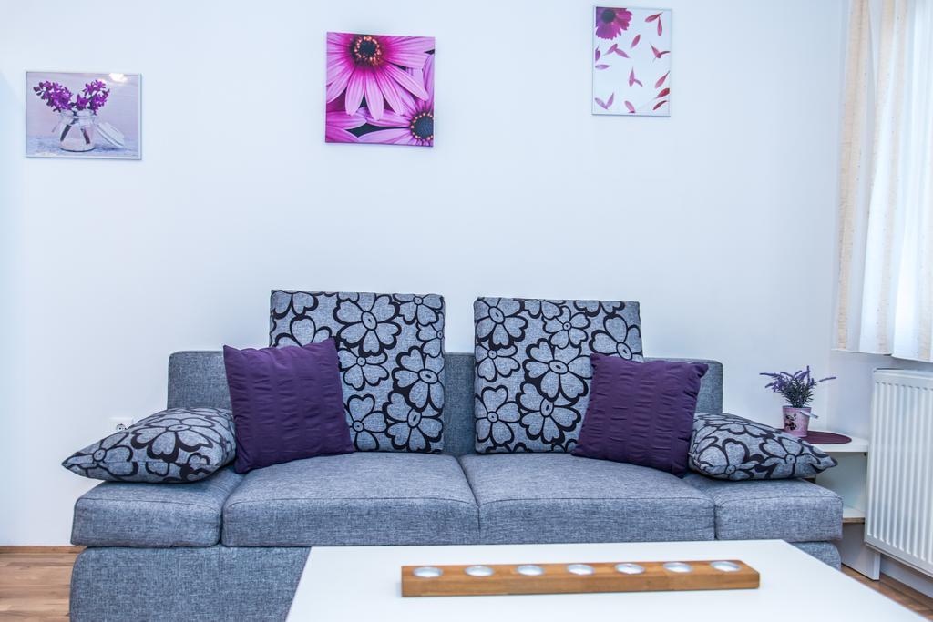 Apartment Flores Osijek Exterior photo