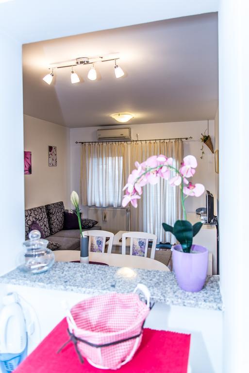 Apartment Flores Osijek Exterior photo